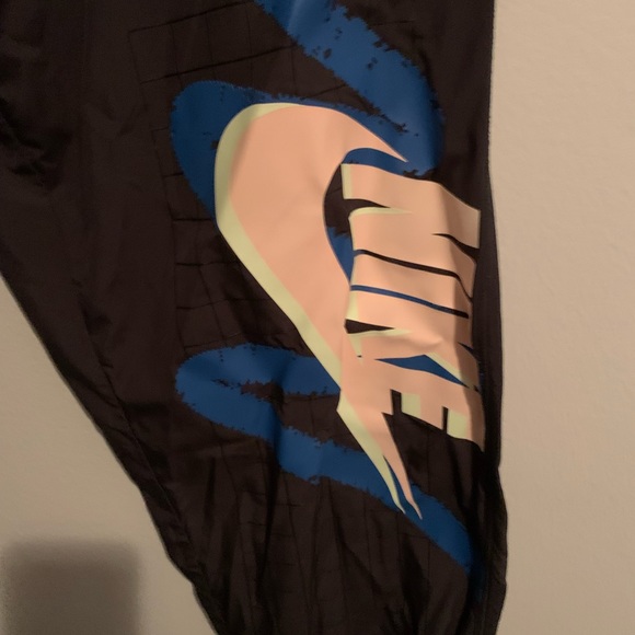 Nike Trackpants - Picture 3 of 5